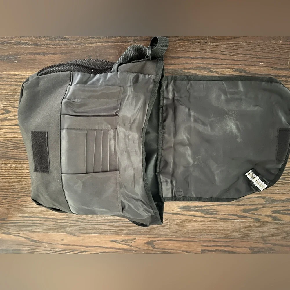 Leeds Bolt Urban Messenger Bag black Engie Unisex nWOT canvas